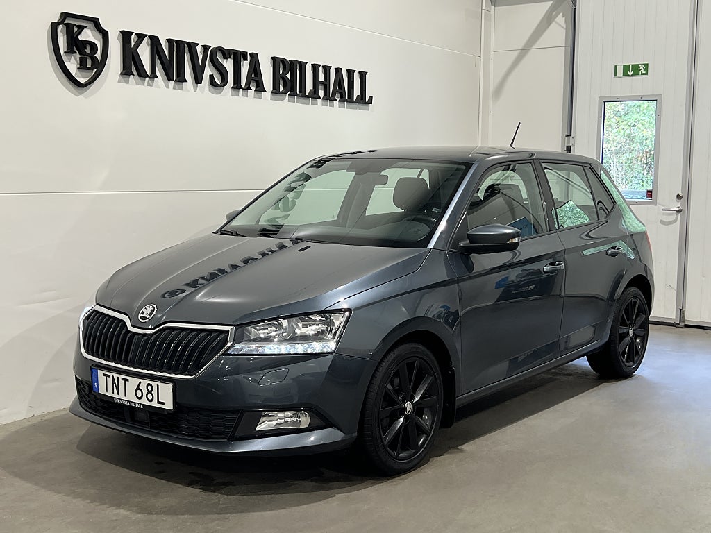 Skoda Fabia 1.0 TSI Style CarPlay Värmare 95hk