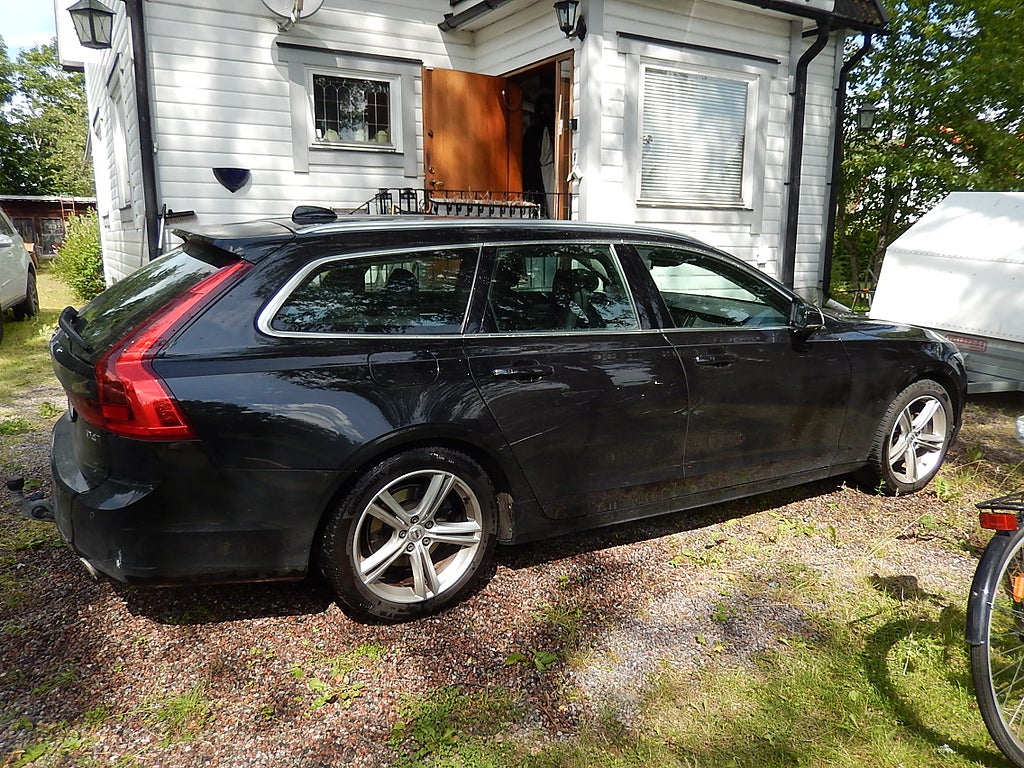 Volvo V90 D4 AWD Geartronic Momentum Euro 6 190hk Drag 