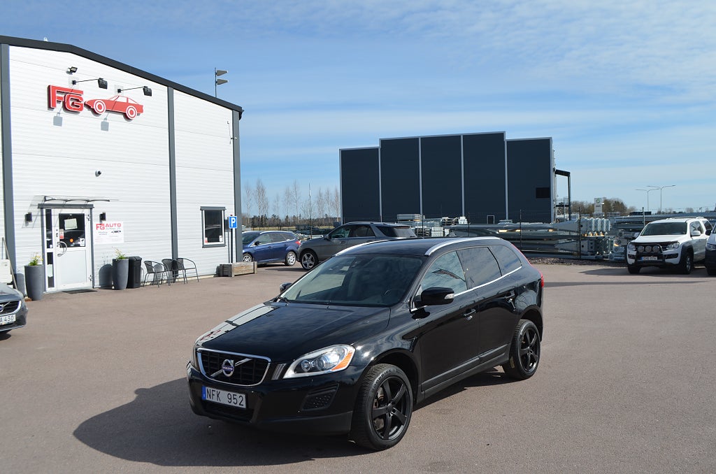Volvo XC60 D4 AWD Summum 163 hk D-Värmare Drag Nybesiktigad