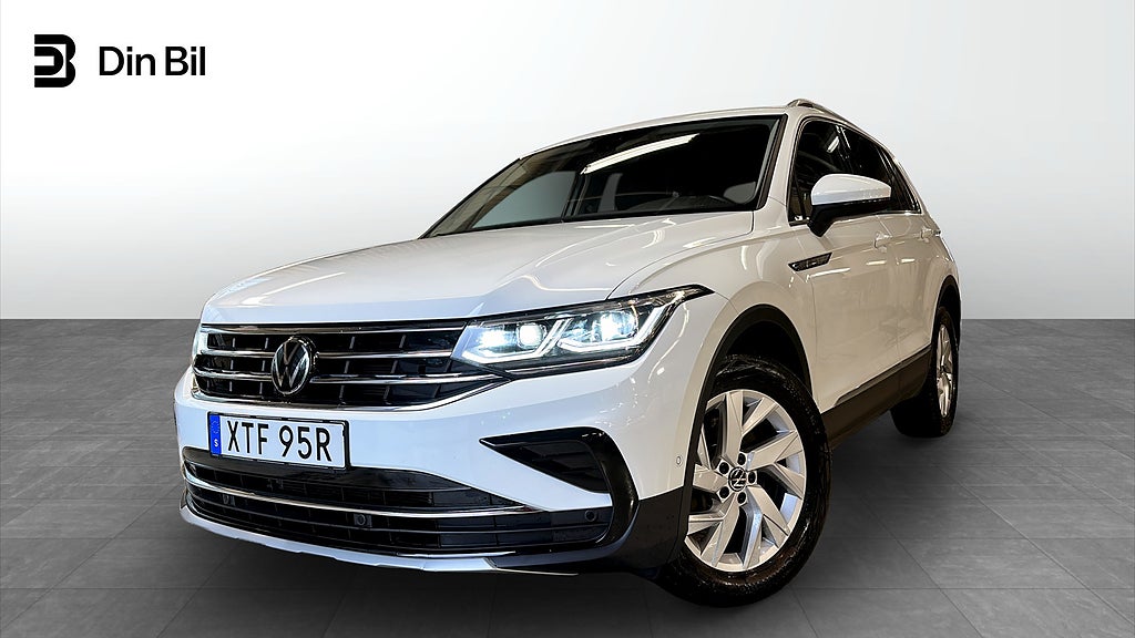 Volkswagen Tiguan Elegance 2.0 TSI 190hk 4M Värmare/Drag