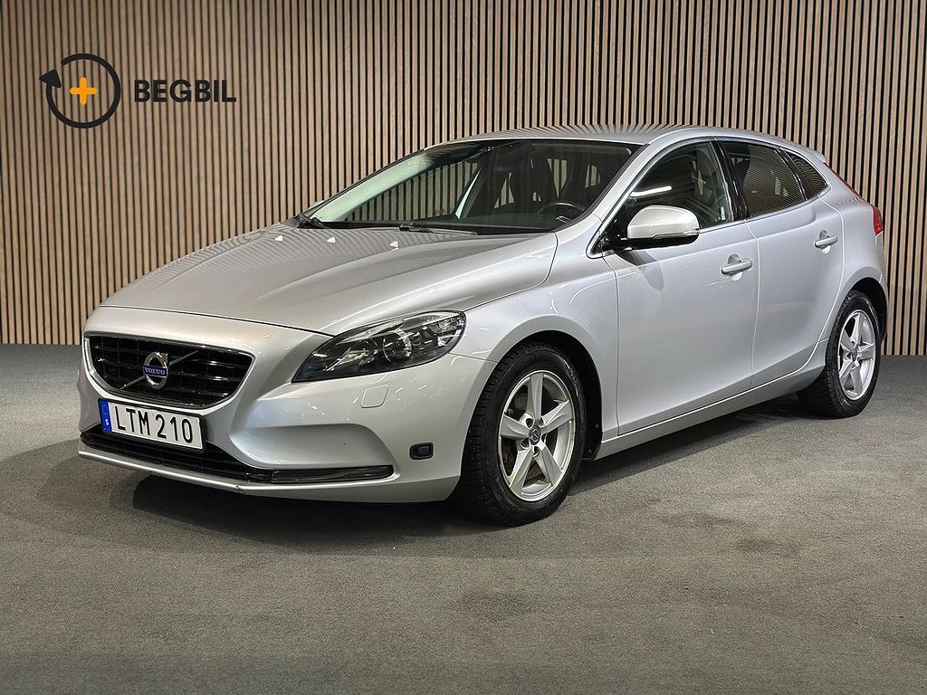 Volvo V40 D2 Your Momentum I PDC I Årskatt 1103kr 0,34L/M