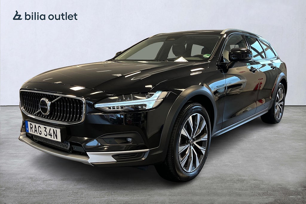 Volvo V90 Cross Country B5 AWD Plus 235hk / Drag Kamera Värmare Navi Kamera VOC