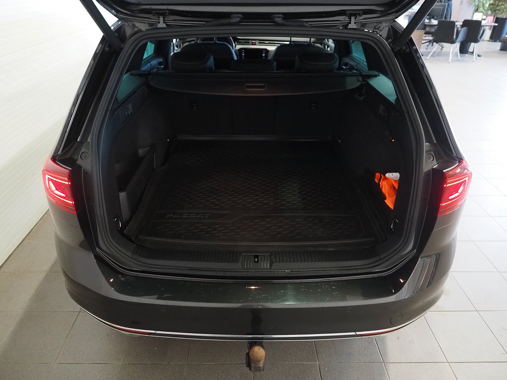 Volkswagen Passat SC GTE 218hk |Drag|Värmare|Cockpit|Matrix| 2021