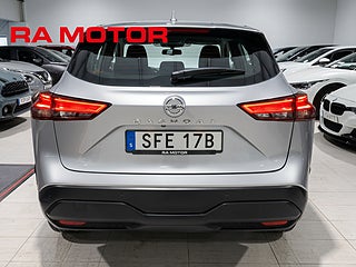 SUV Nissan Qashqai 7 av 22