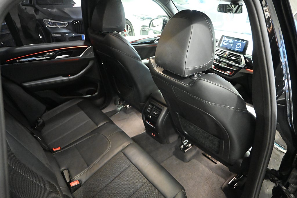 BMW X3 2021 - miniatyr 12