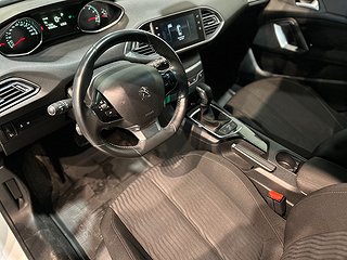 Peugeot 308 1.2 Active Farthållare Psens Låg skatt S/V-hjul