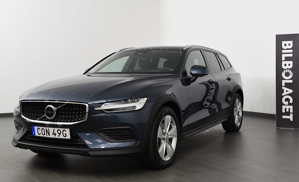Volvo V60 Cross Country B5 AWD Bensin Core/Backkamera/Värmare/Carplay