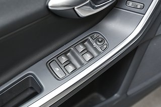 Sedan Volvo S60 Cross Country 10 av 22