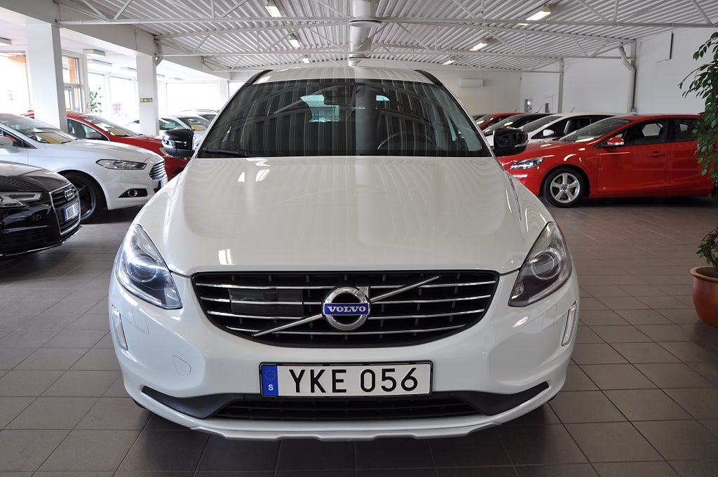Volvo XC60 2017 - miniatyr 3