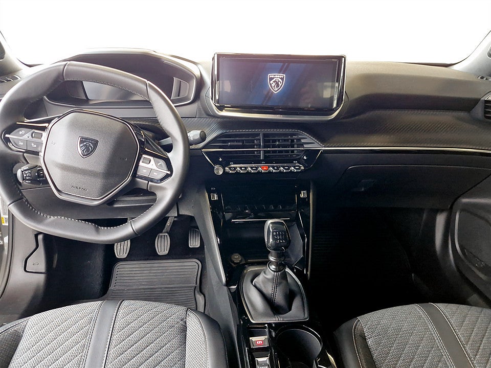 Bild på Peugeot 2008 Allure 1.2 PT 130hk CARPLAY P-SENSORER