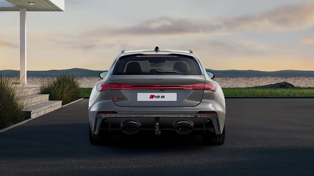 Audi RS5 Avant MOMS Keramiska Full Carbon Sport-paket Pano HuD