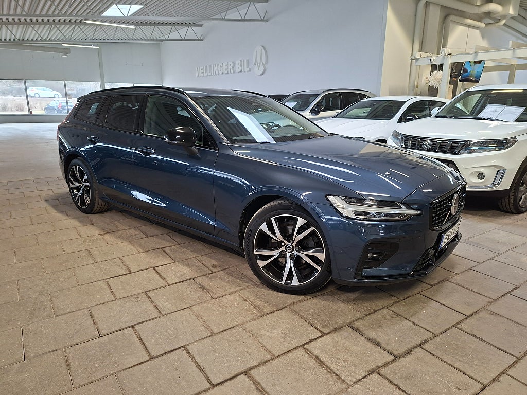 Volvo V60 B4 Automat Plus Dark Helläder|Drag