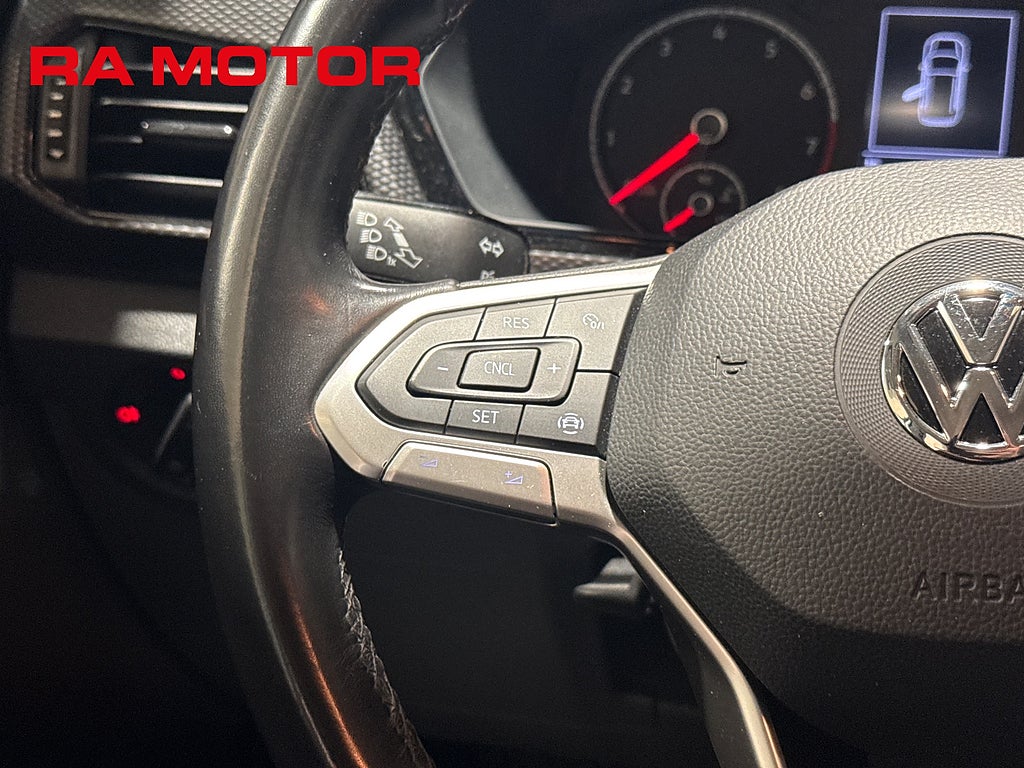 Volkswagen T-CROSS 1.0 TSI 95hk | PDC | Döda Vinkel Varning | M-Värmare | 2020
