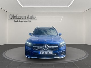 SUV Mercedes-Benz GLB 8 av 8