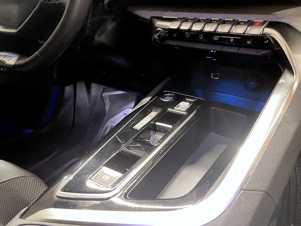 Bild på Peugeot 3008 GT Black Pack 1.2 PT 130hk Aut - B-KAMERA, CARPLAY