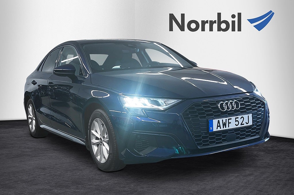 Audi A3 SEDAN 35 TFSI 150HK Carplay, 2-zonsklima, Drive Se