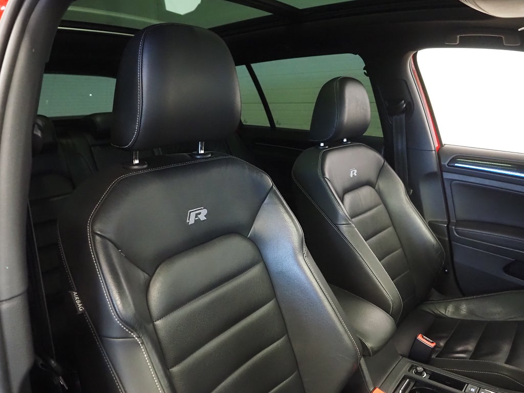 Volkswagen Golf SC R 2.0 TSI 300hk DSG 4M | Pano | Skinn | Dynaudio | 2017