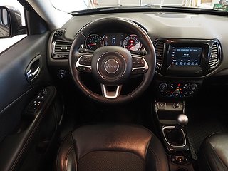 SUV Jeep Compass 15 av 21