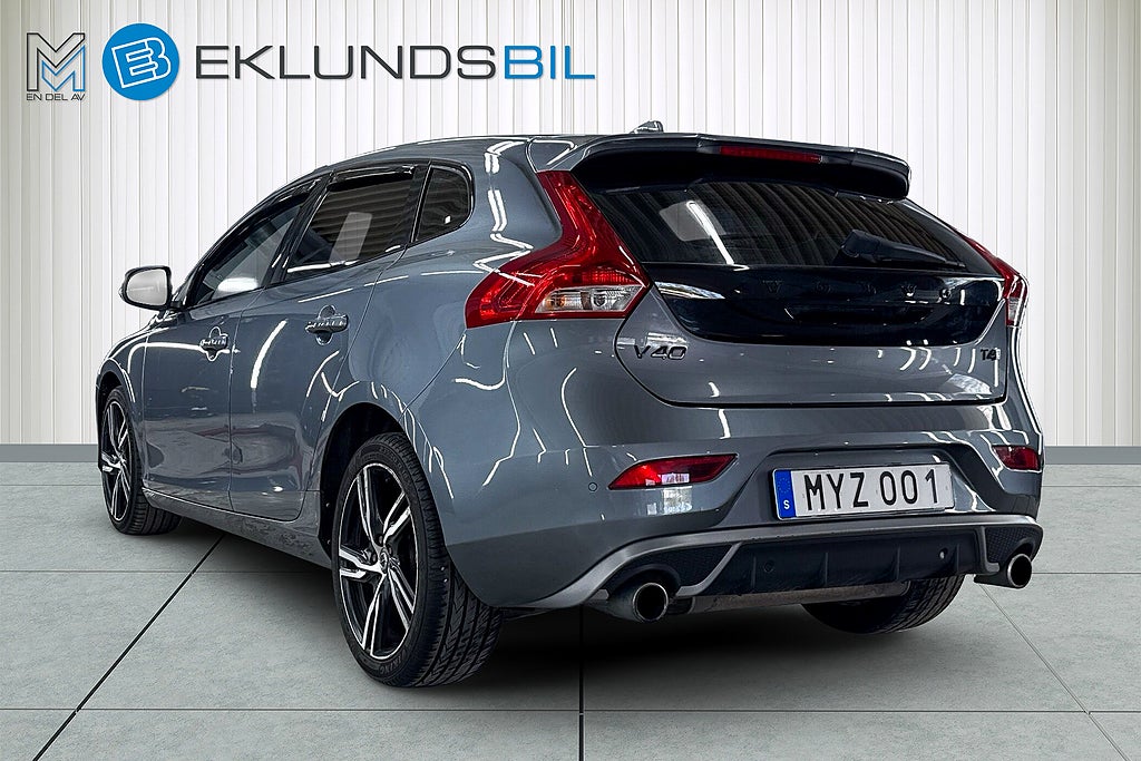 Volvo V40 2018