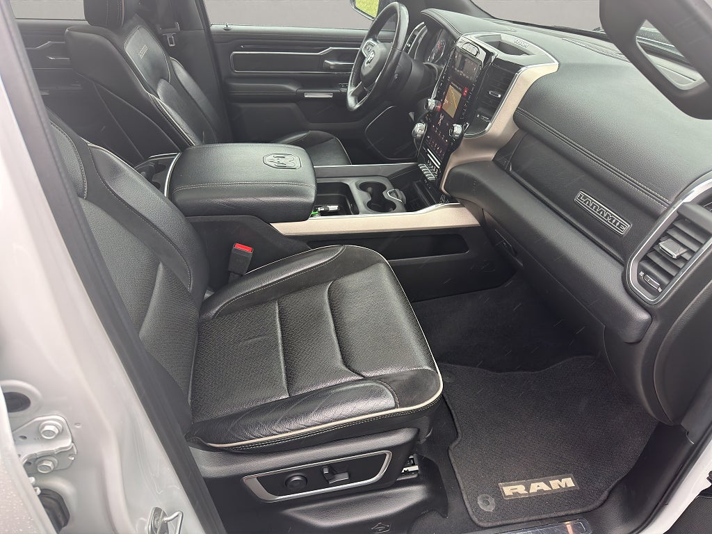 Dodge Ram 1500 Crew Cab LARAMIE 4X4 401 hk - bild 15