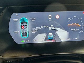 SUV Tesla Model X 16 av 25