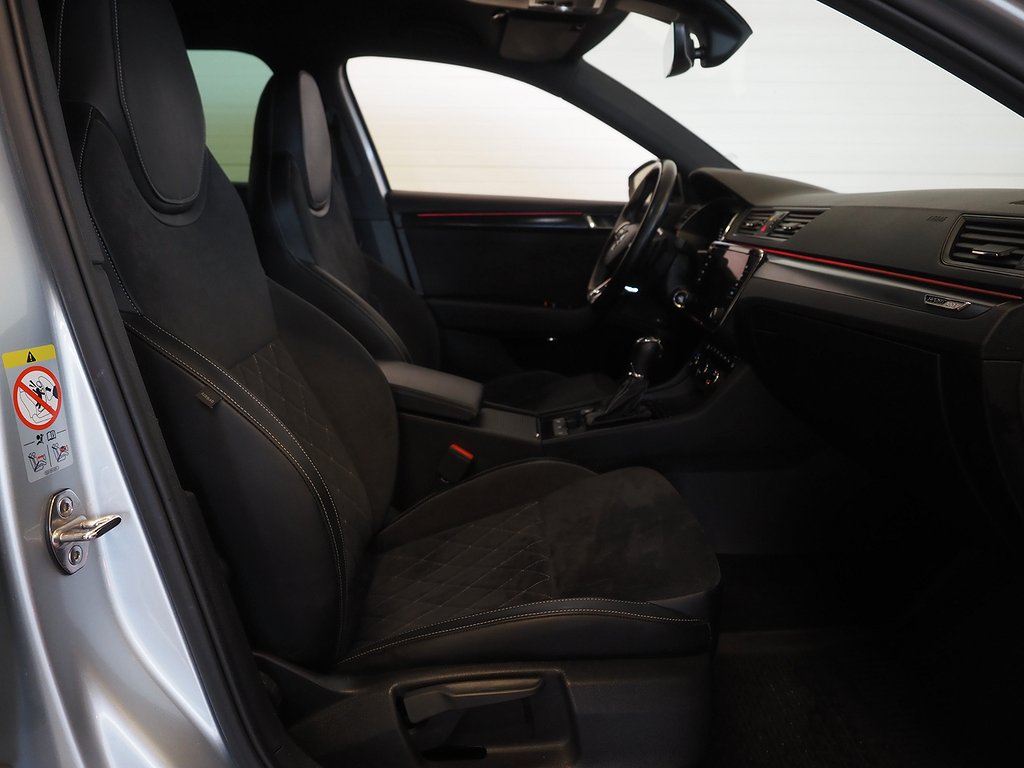 Skoda Superb iV 218hk Sportline Plug-in Hybrid |Drag|Cockpit| 2021