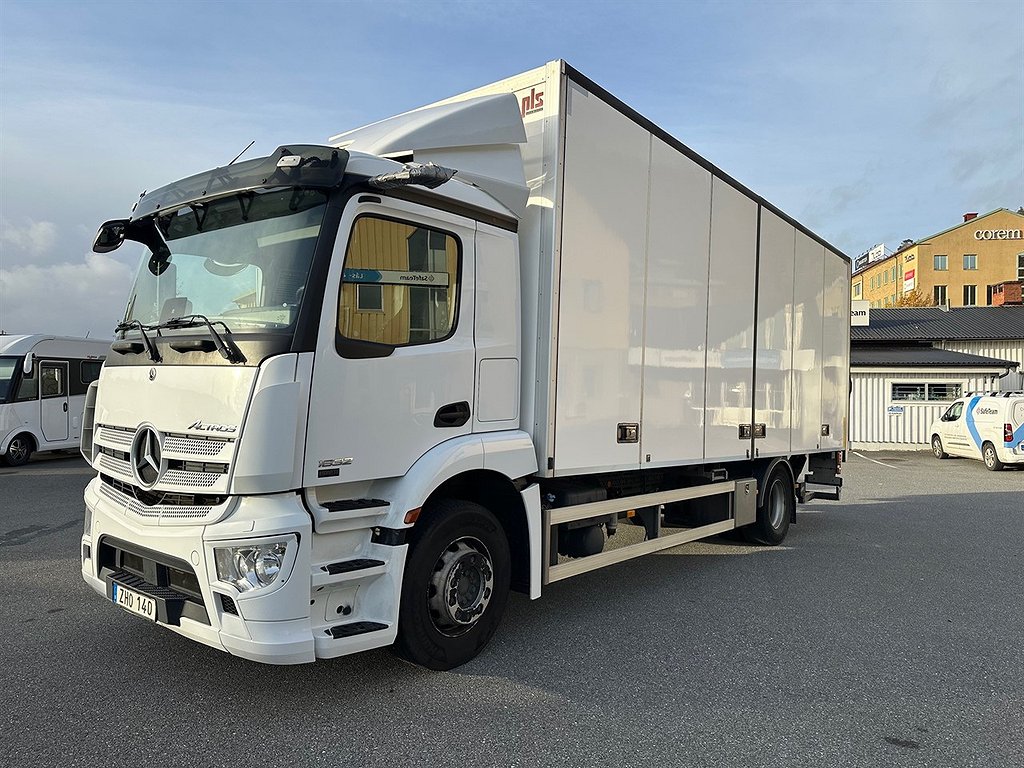 Mercedes-Benz Actros 1832 320hk Distributionsbil uthyres