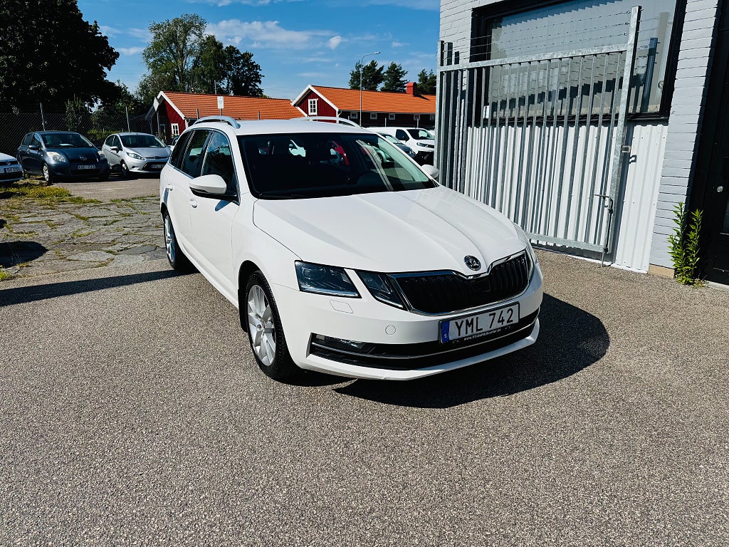 Skoda Octavia 1.4 TSI 110HK G-TEC KOMBI STYLE / DRAG / CARPLAY