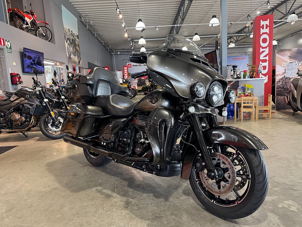 Harley-Davidson FLHTKSE Ultra Limited CVO #DrJekill&Hyde# 