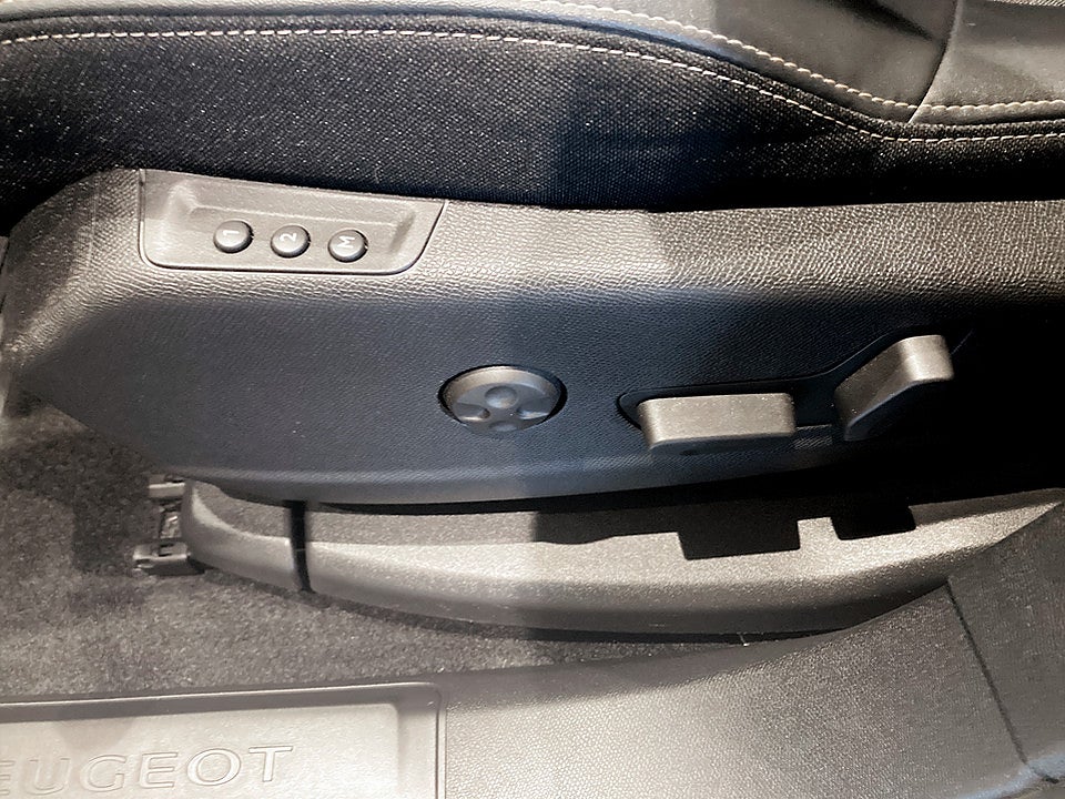 Bild på Peugeot 5008 GT-Line 1.6 PT 180hk Aut - 7-Sits El-Baklucka El-stolar