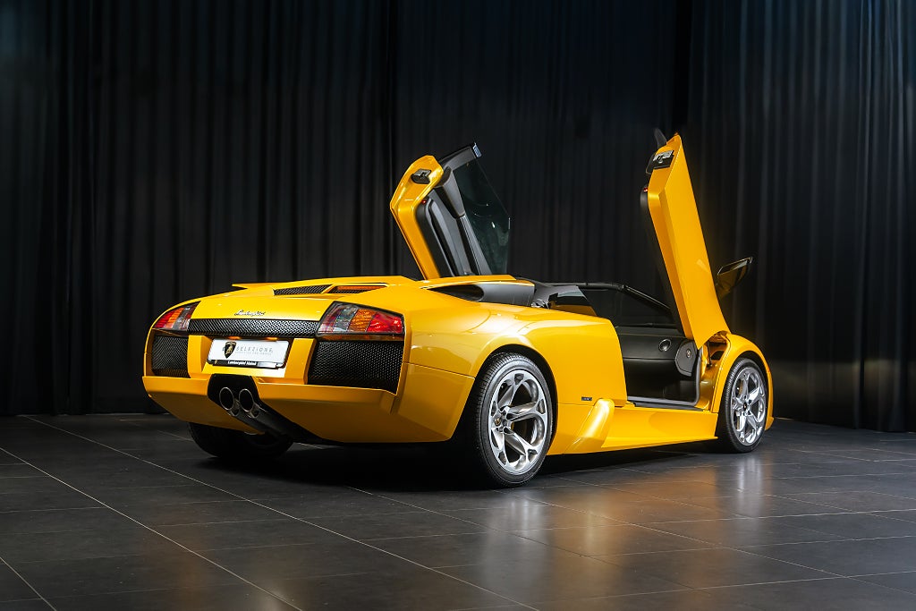 Gallery image 2 of 18