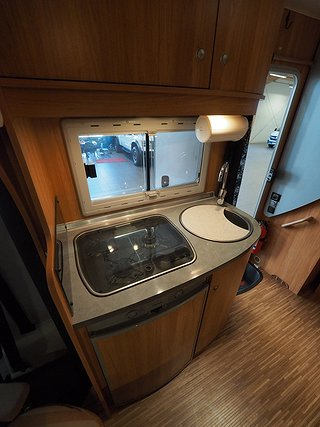 Husbil-halvintegrerad Bürstner Marano T 590 11 av 21