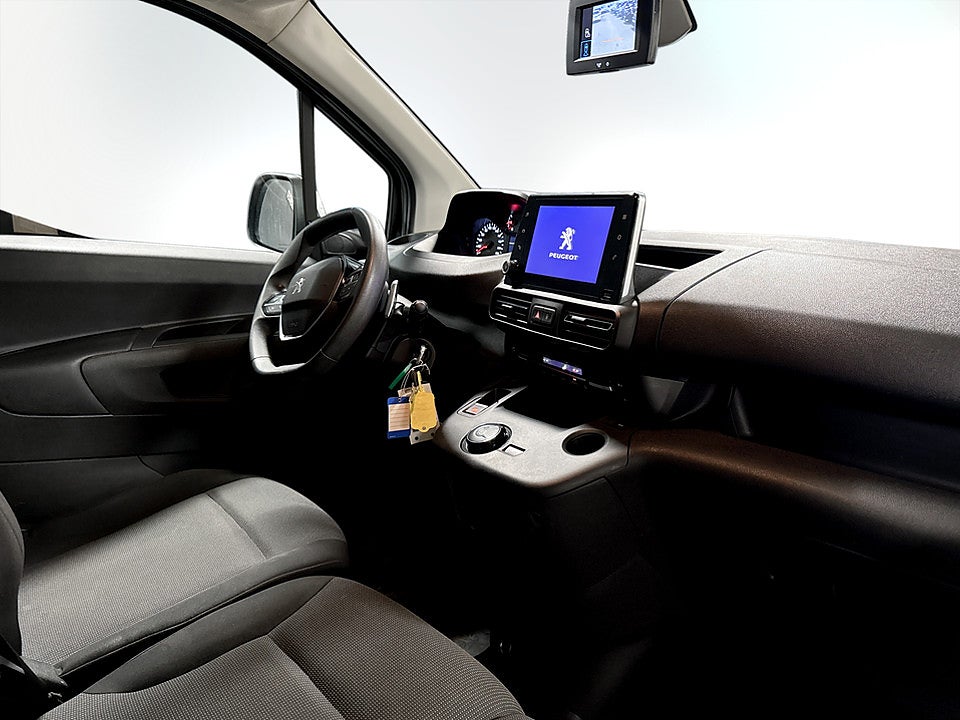 Bild på Peugeot Partner PRO+ 1.5 BHDi 130hk Aut L1 B-KAMERA DRAG