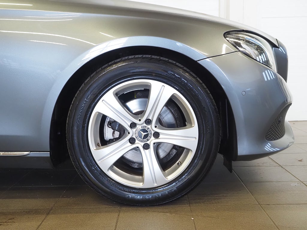 Mercedes-Benz E 220 d 9G-Tronic Avantgarde | Pano | Kamera | Drag | Nav 2018