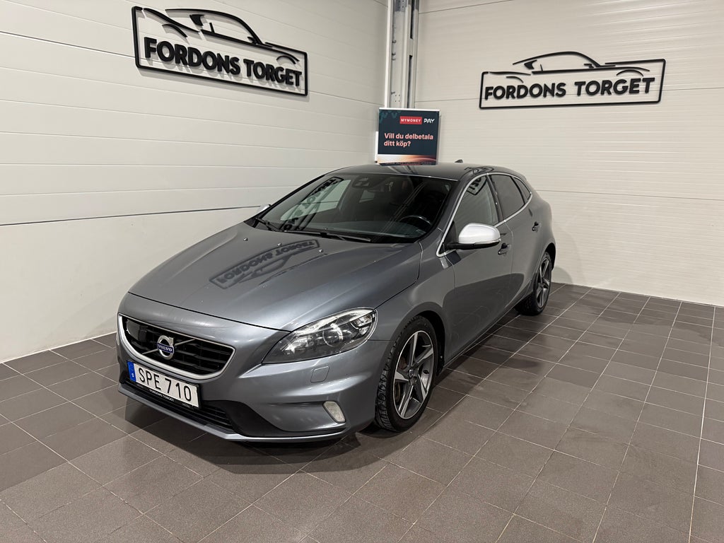 Volvo V40 T2 Geartronic R-Design 1Ägare|Se utrustning|BLIS
