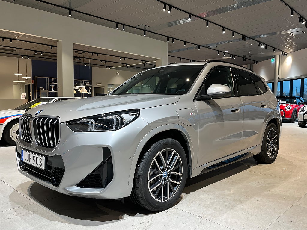 BMW X1 xDrive25e//M-Sport//Driving ass//Rattvärme 4,95%