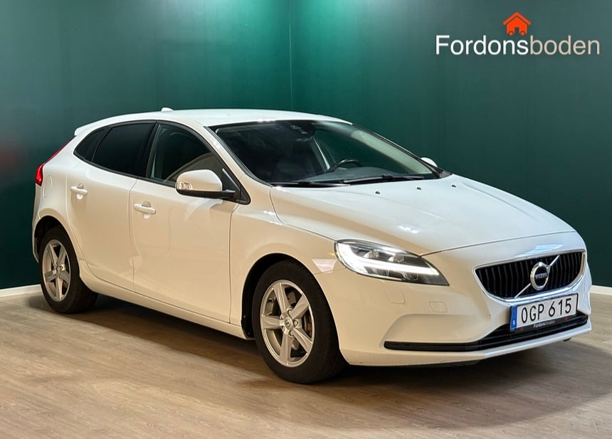 Volvo V40 D2 | VOC | D-värm | Farthållare | LED | 120hk
