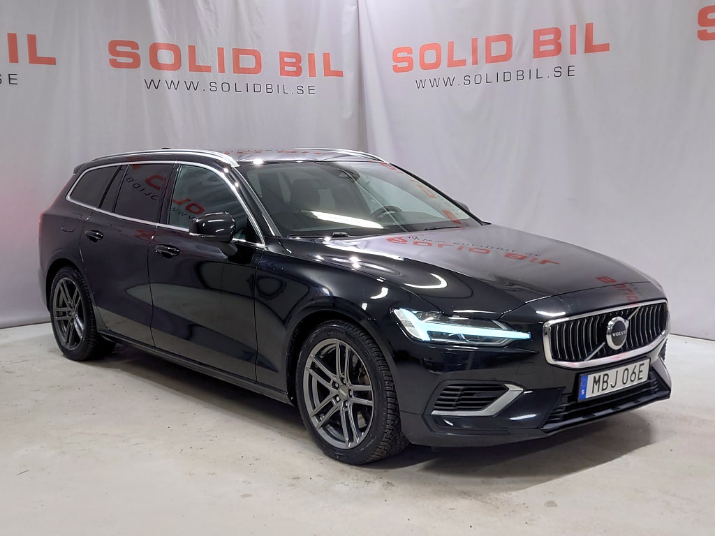 Volvo V60 Recharge T6 AWD Core Edition Drag Vinterdäck