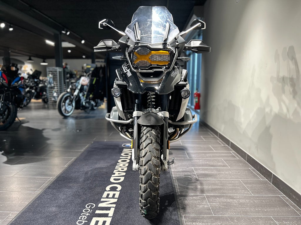 BMW R1250GS /3,45%/ Akrapovic / Sidoväskor