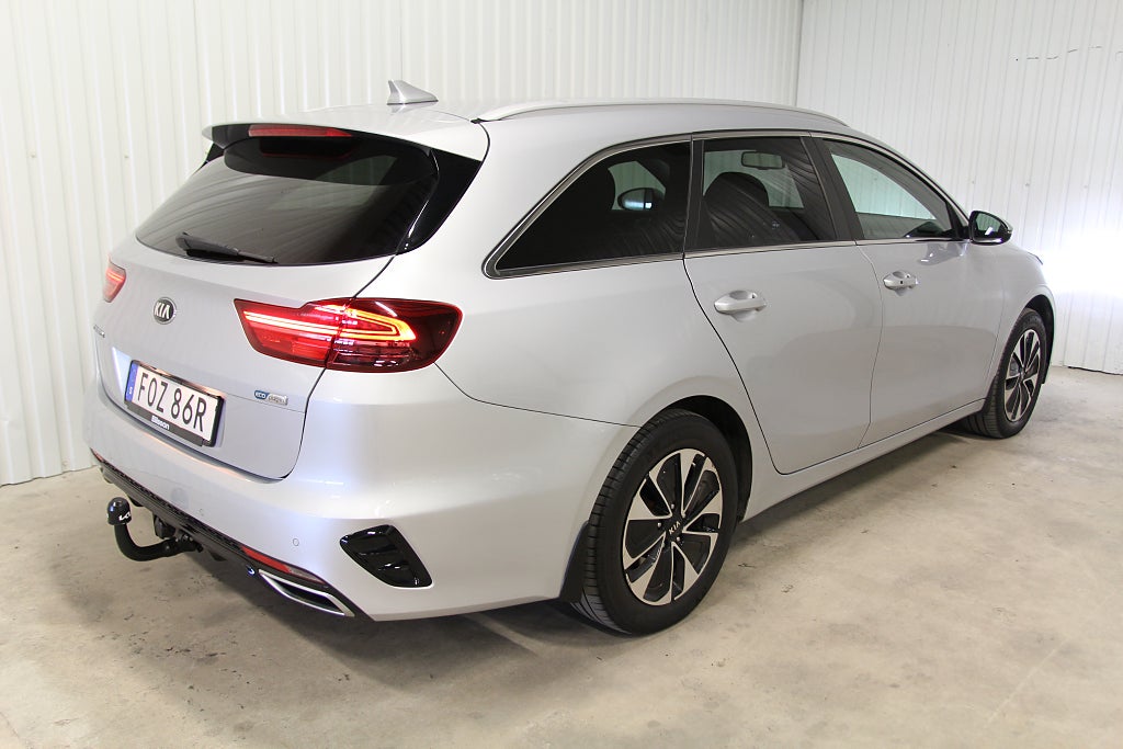 Kia Ceed Sportswagon Plug-in Hybrid ny ruta, full s-bok