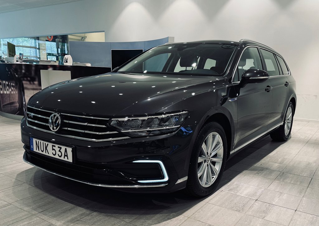 Volkswagen Passat Sportscombi GTE PHEV, 218hk, Navi, 1ägare,