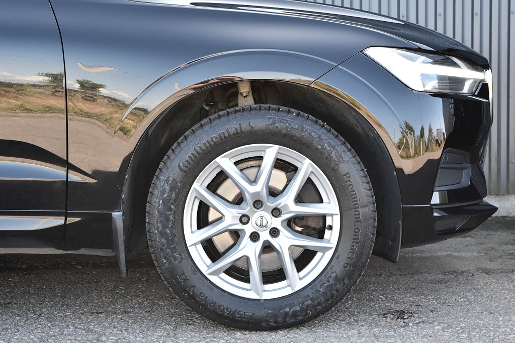 Volvo XC60 2020 - miniatyr 4