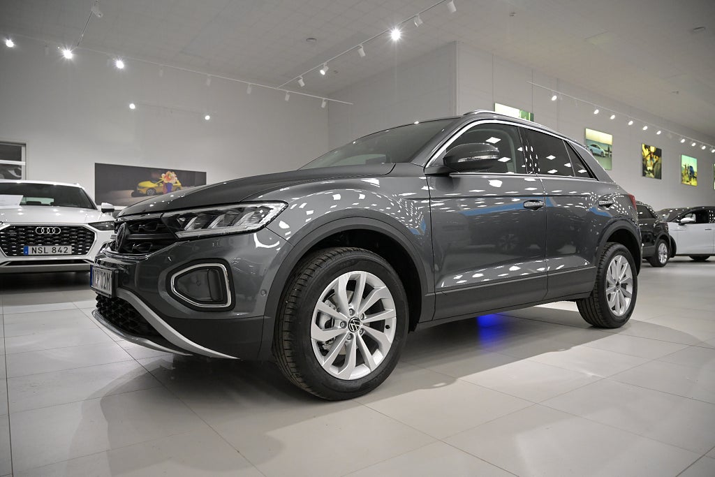 Volkswagen T-Roc 150 DSG *RUN OUT KAMPANJ* 0 KR INSATS