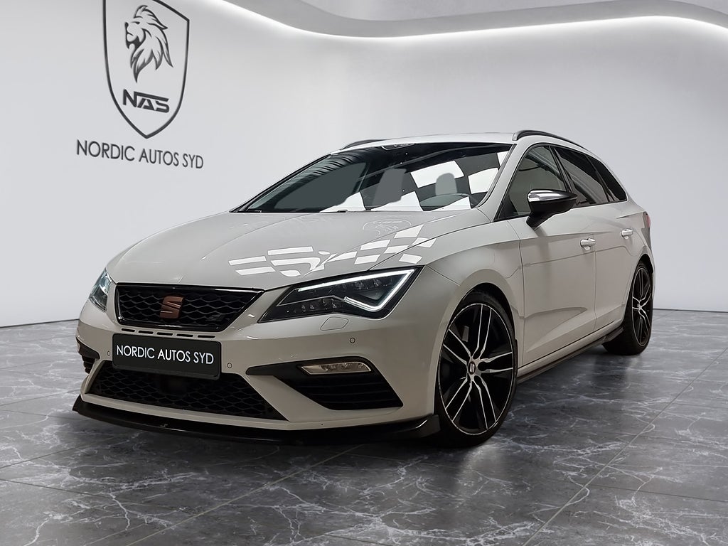 Seat Leon ST Cupra ST / 2.0 TSI / 4Drive / Cockpit / Maxton /Carplay