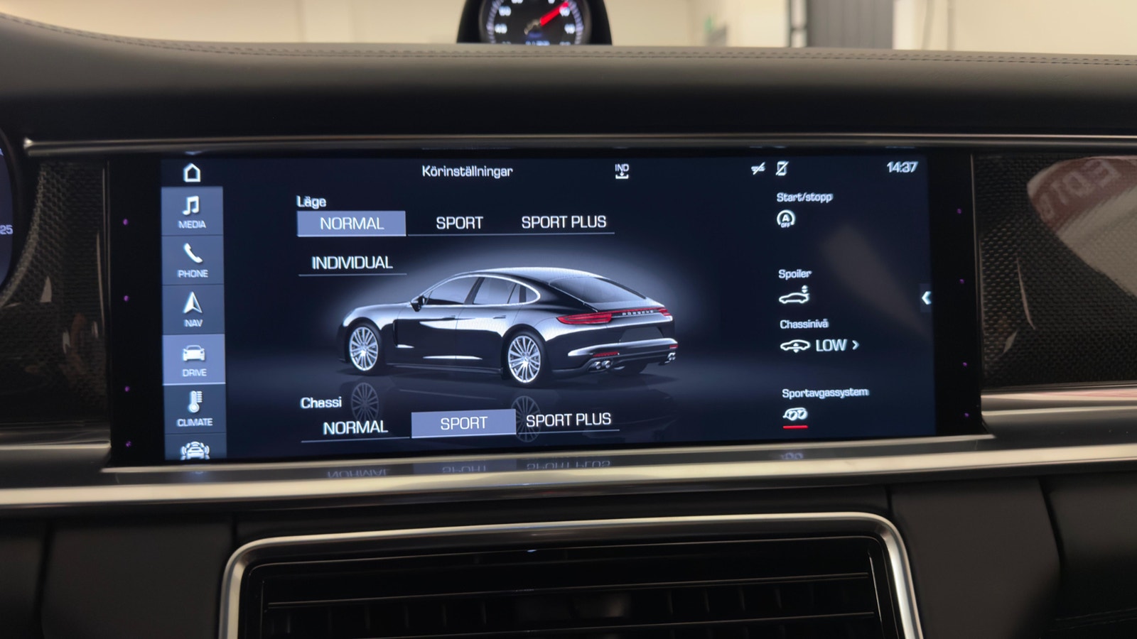 Porsche Panamera 4S PDK 440hk Sport Chrono | Se utrustning! 2017 - miniatyr 35