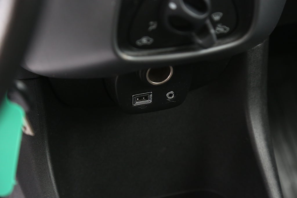 Toyota Aygo 1,0 VVT-i X-PLAY 5-dörrar CarPlay Kamera 2019
