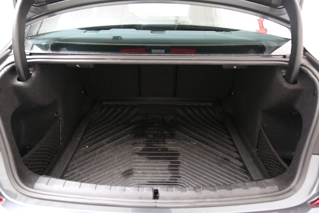 BMW 320d xDrive 190hk M Sport Sedan MHEV Cockpit P-Värmare Drag 2021
