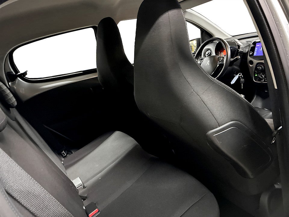 Bild på Peugeot 108 Active 5-dörrar 1.0 VTi 72hk BACKKAMERA