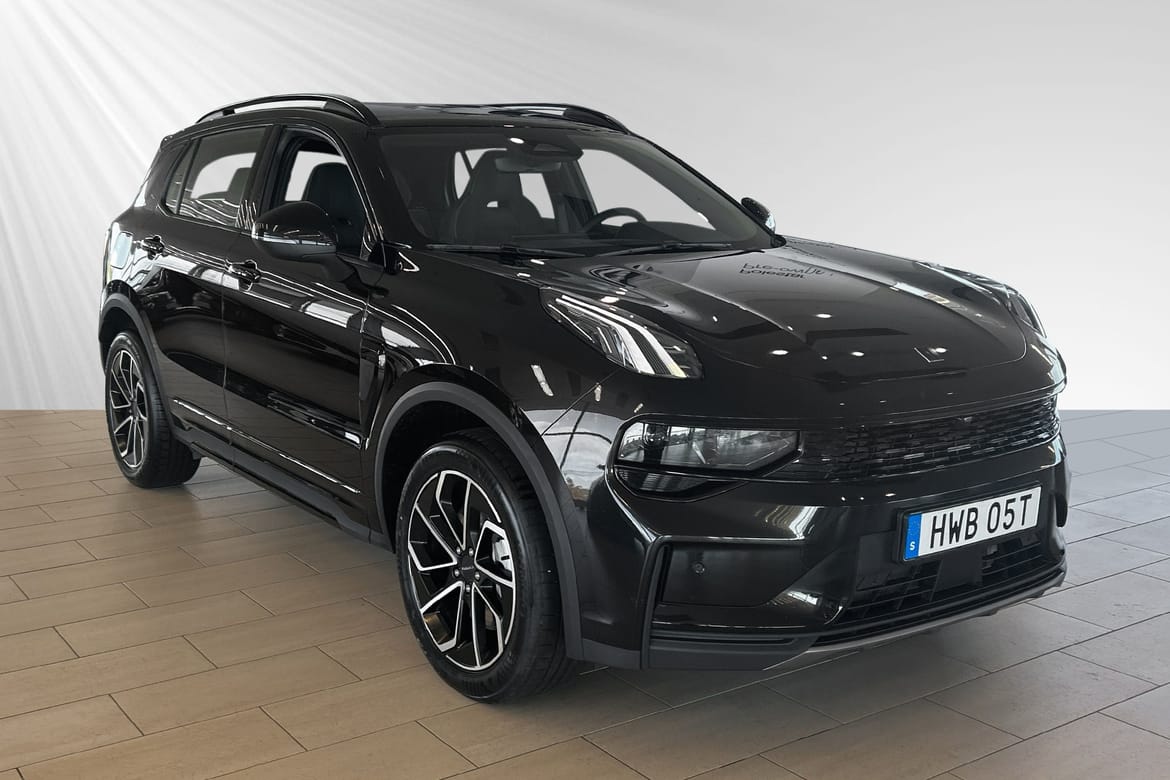 Lynk & Co 01 Core PHEV 2025, bild 4/10