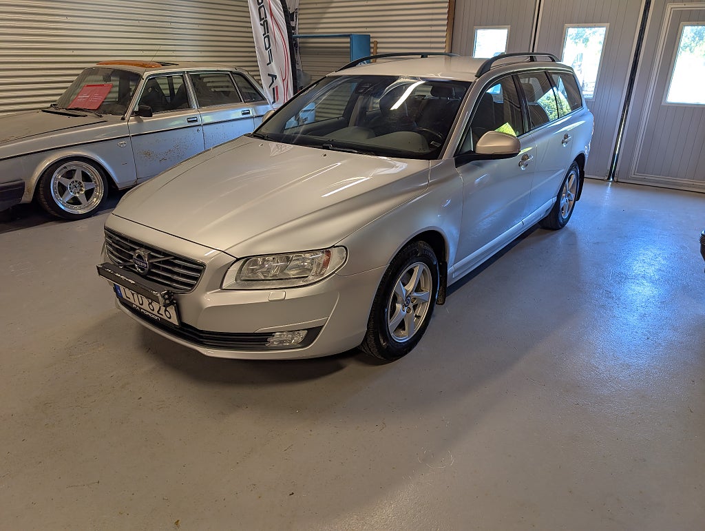 Volvo V70 D3 Geartronic Classic, Drag, Dieselvärmare, VOC